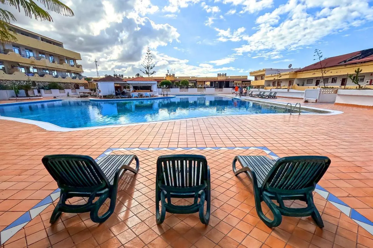 Beautiful Spacious 1 Bedroom Apartment With A Pool, Marina Palace 608 Playa Paraiso  Playa Paraiso (Tenerife)